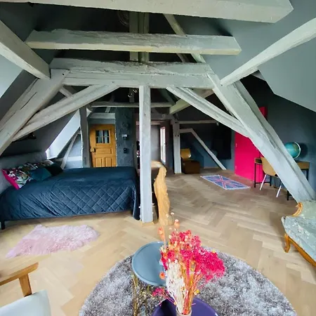 Vintner Suites Neustadt an der Weinstraße Esterno foto